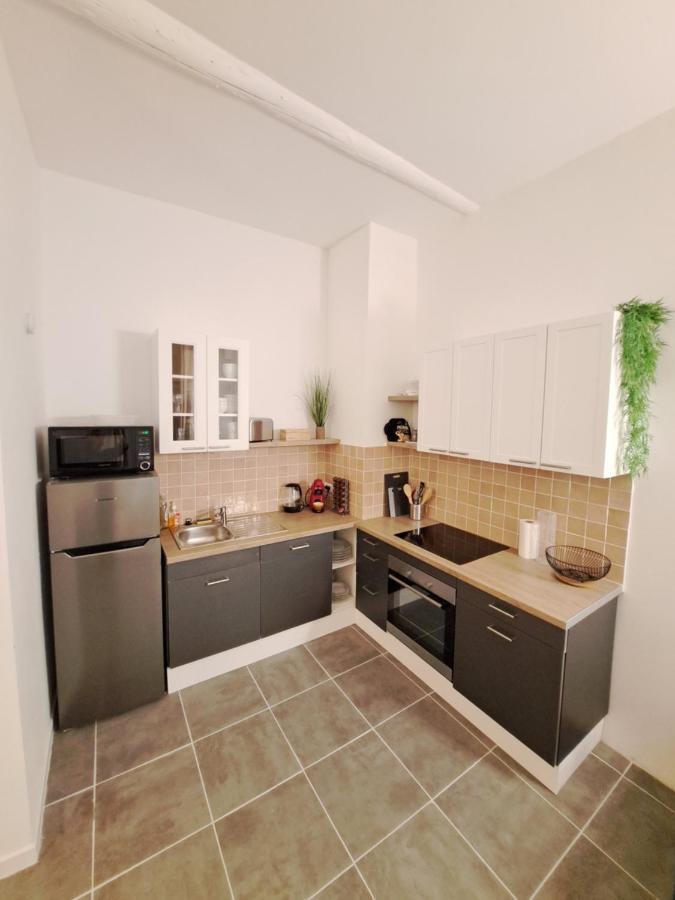Appartement Lumineux , Carpentras Centre Exteriör bild